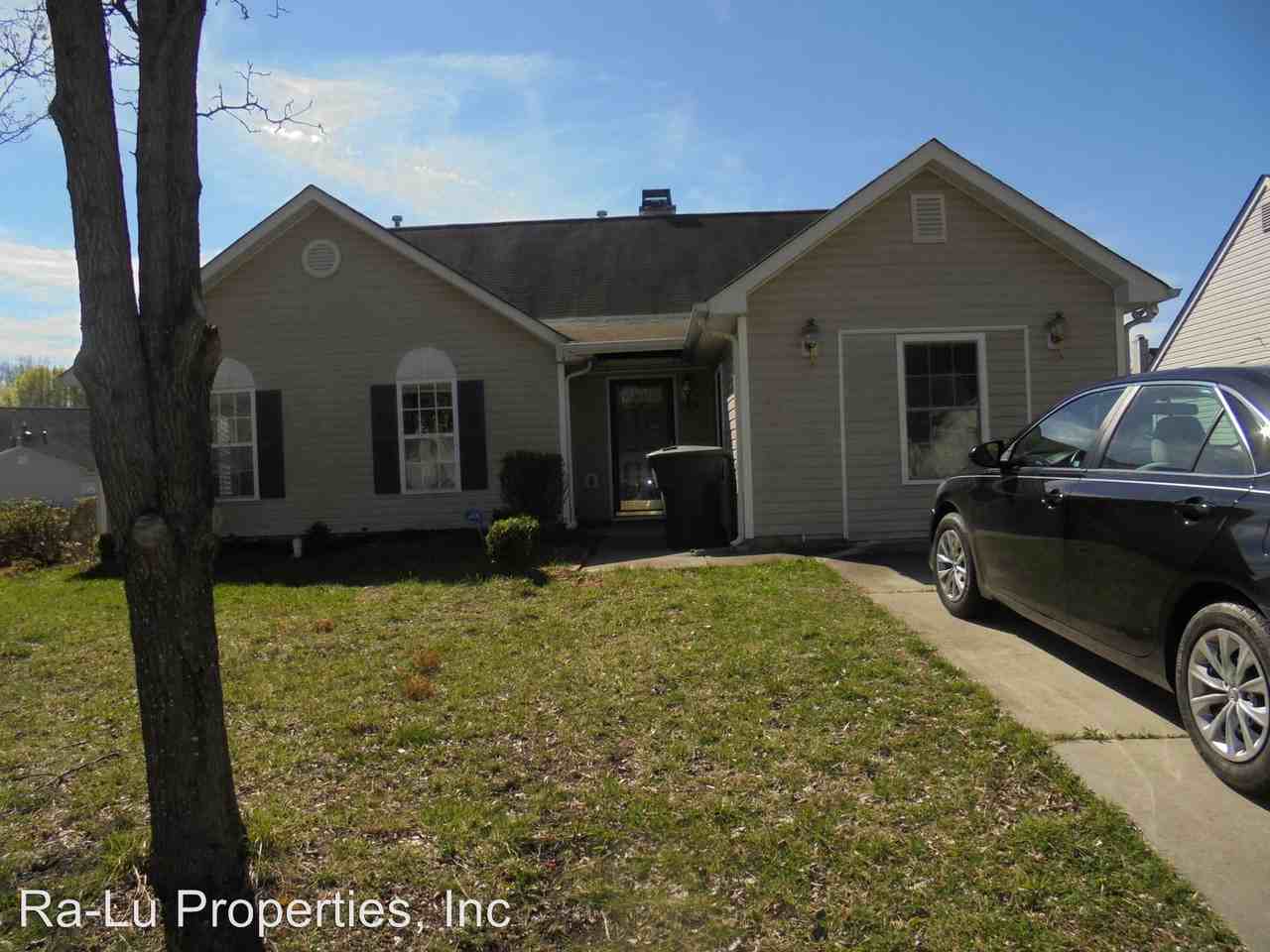 205 Lasalle Way - Photo 2 of 18