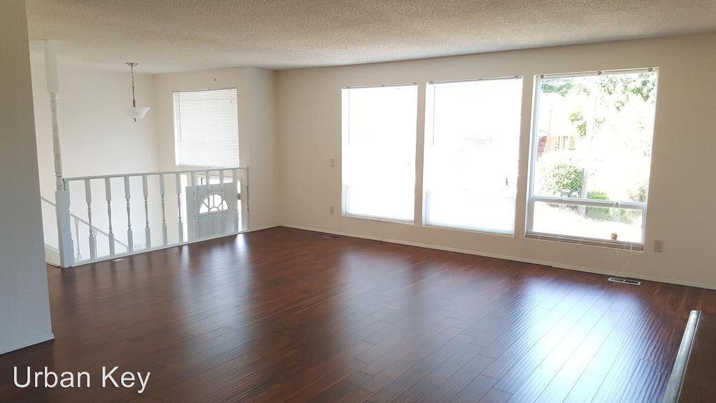 10308 12th Ave NE - Photo 2 of 13