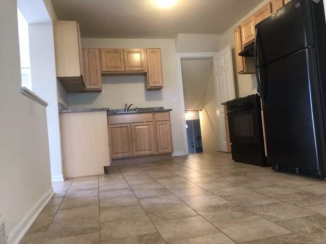 3129 W 114th St - Photo 2 of 7