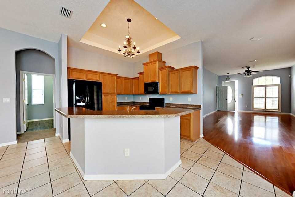 21532 Silver Bay Pl - Photo 3 of 17