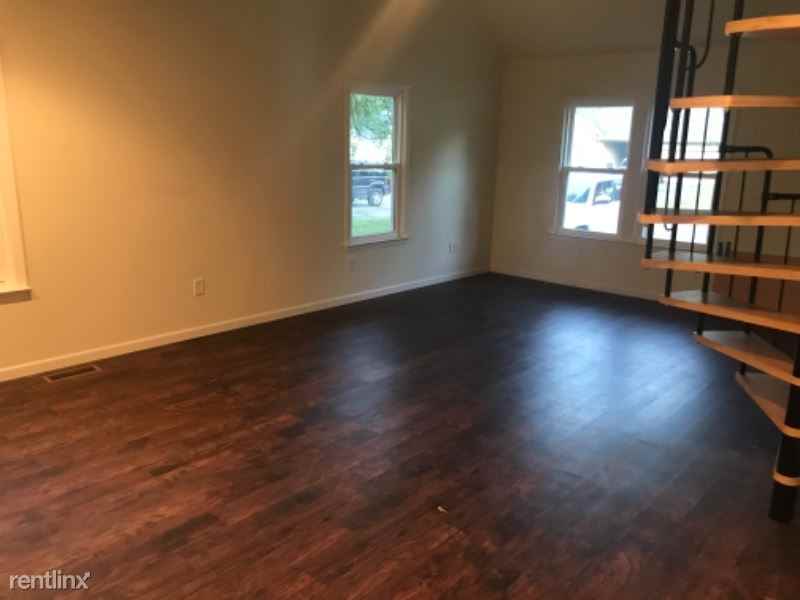 4403 Margrete Dr - Photo 2 of 9