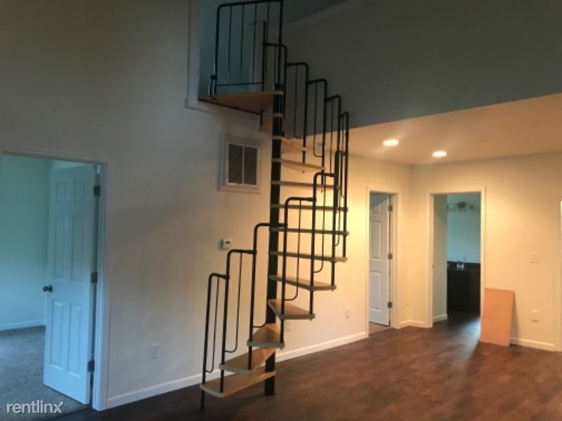 4403 Margrete Dr - Photo 3 of 9