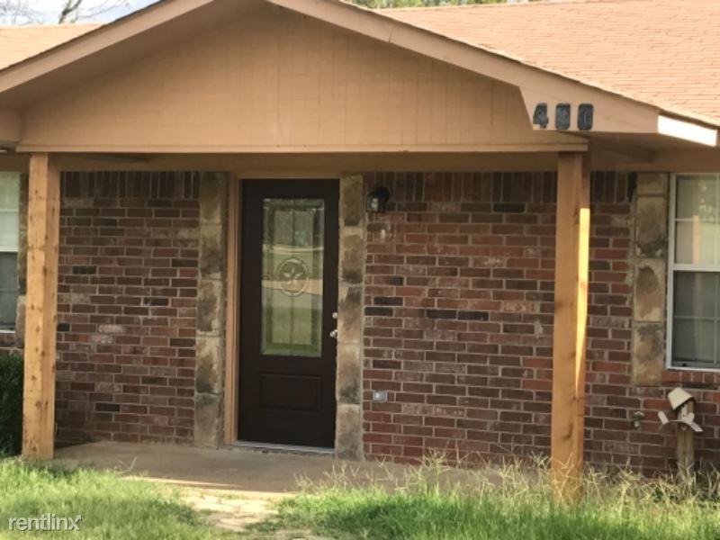 400 Omaha St - Photo 2 of 7
