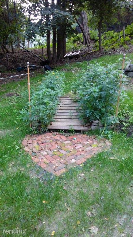 17 Riverside Ave - Photo 3 of 12