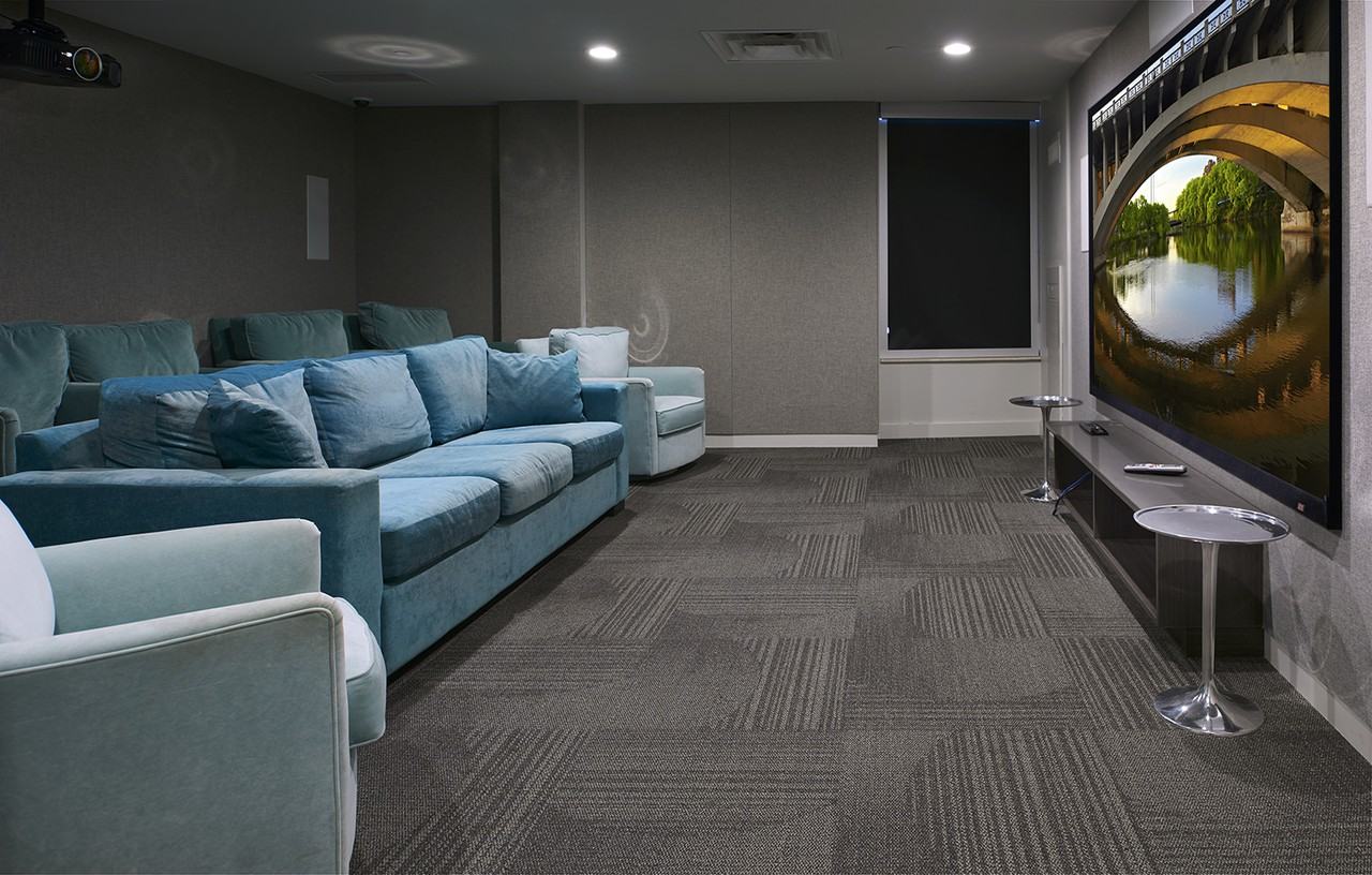 Churchill - Photo 7 of 32