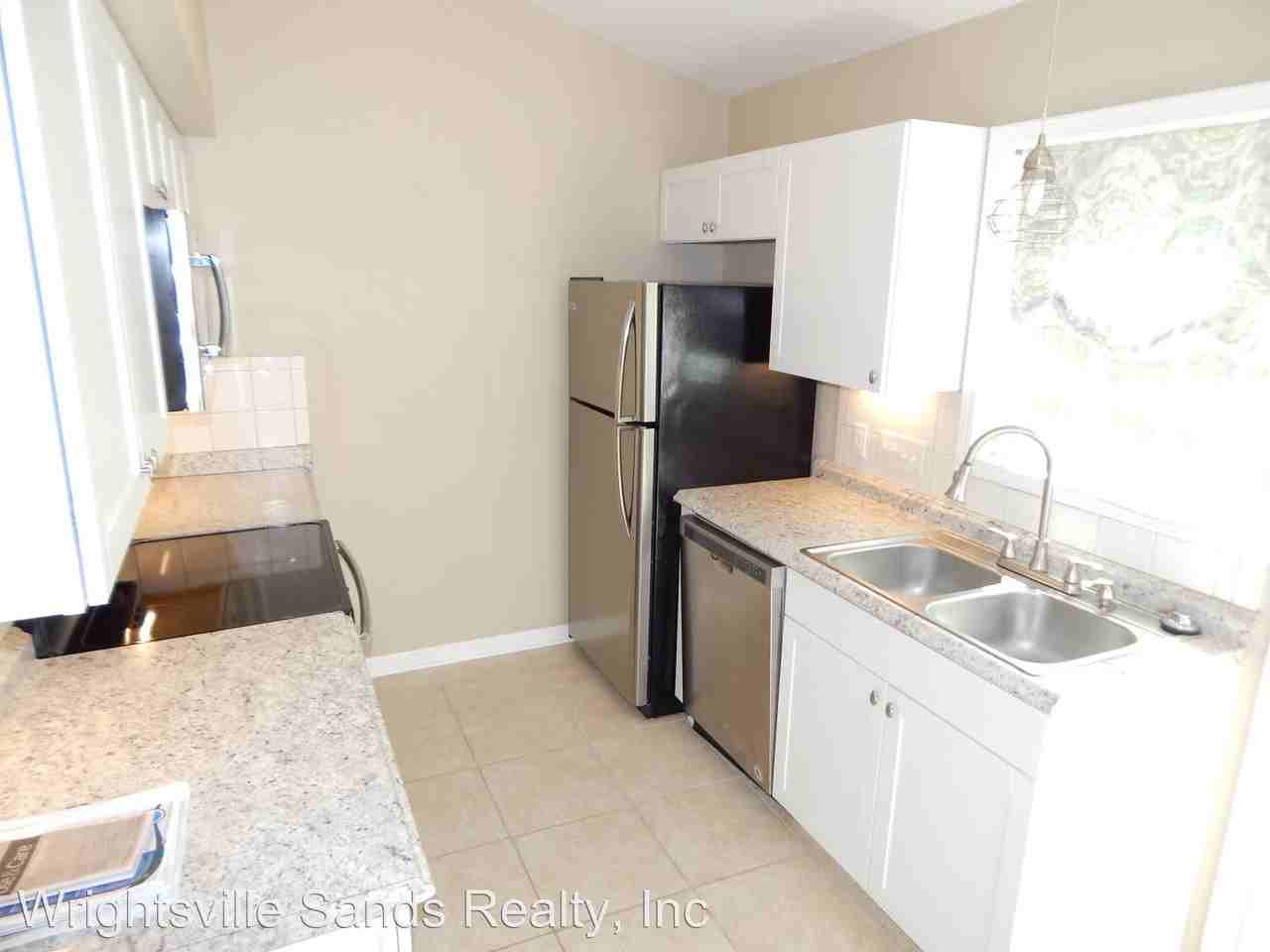 744 Antler Dr - Photo 2 of 16