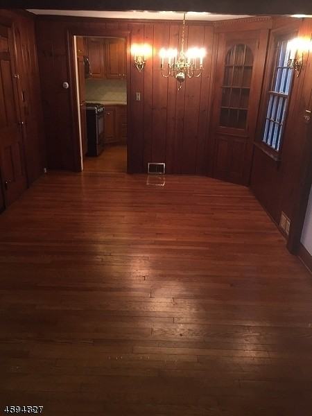 65 Lafayette Ave - Photo 3 of 12