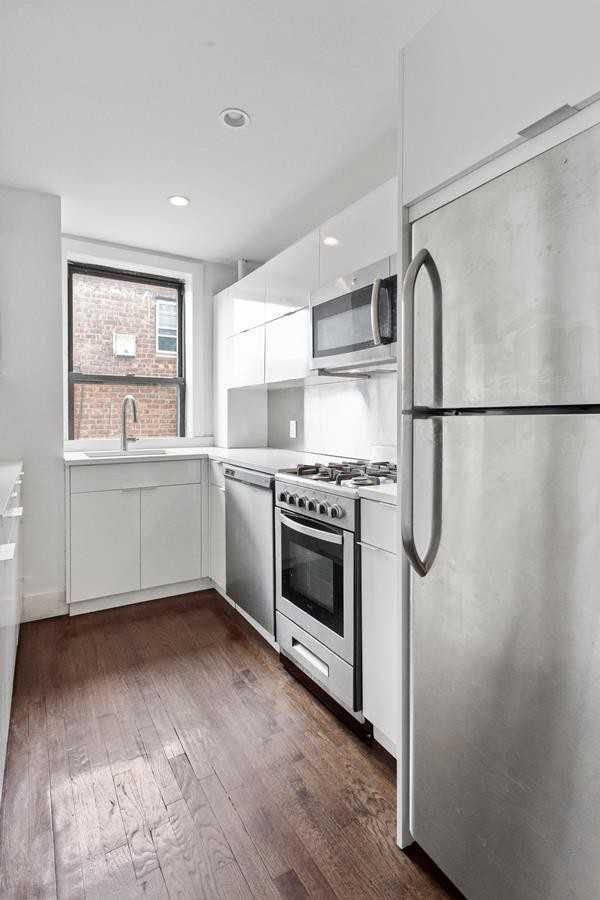 25-04 44th Street #7 - Photo 2 of 5