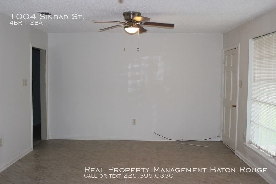 1004 Sinbad St - Photo 3 of 18