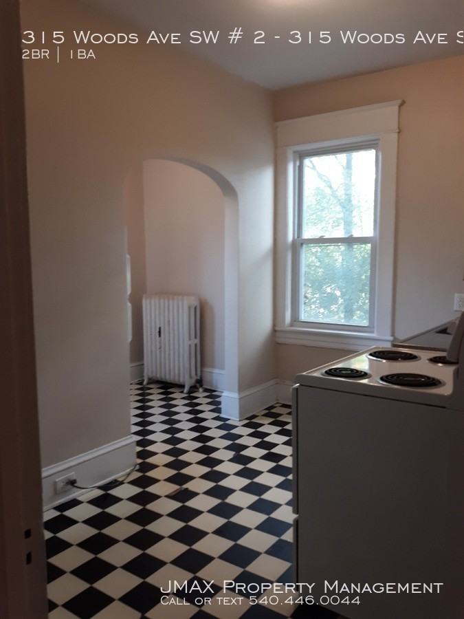 315 Woods Ave SW #315WOODSAV - Photo 3 of 7