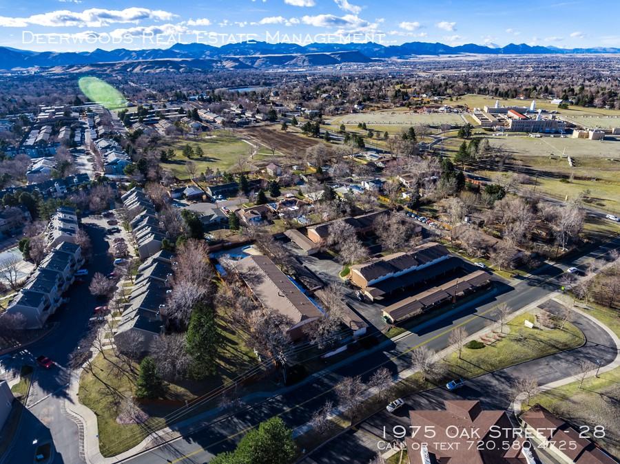 1975 Oak St #28 - Photo 2 of 13