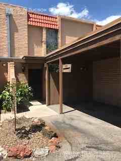2875 N Tucson Blvd #14