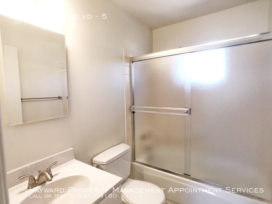 2313 Marina Blvd #5 - Photo 2 of 5