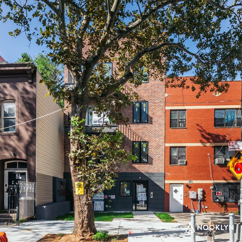 851 Madison Street #38XX