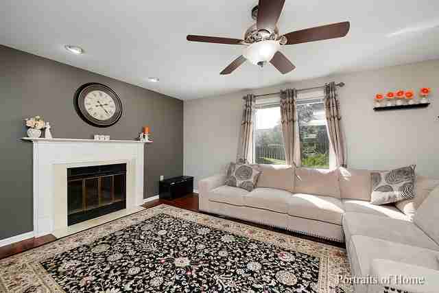 2856 Evergreen Ln - Photo 3 of 23