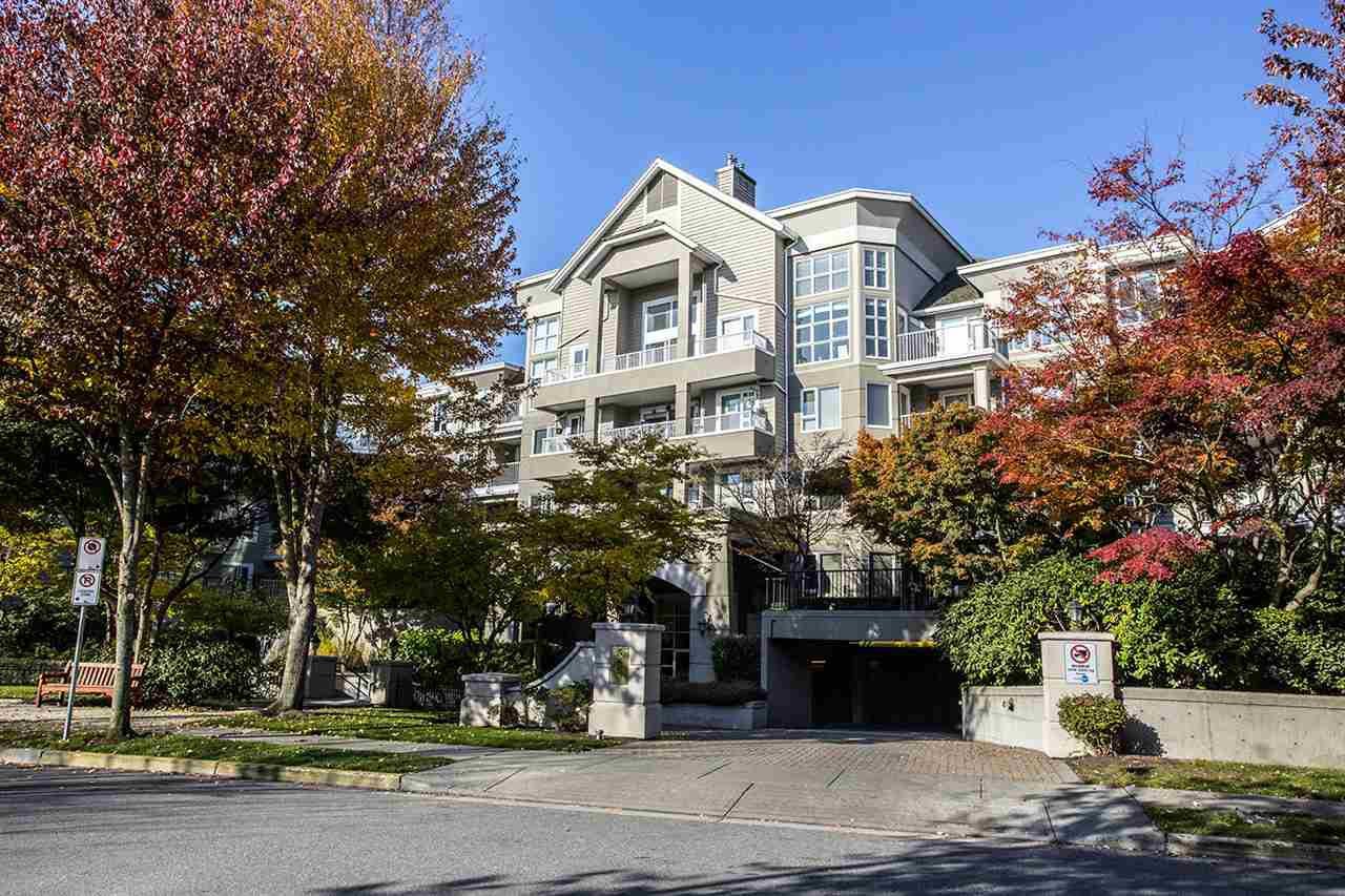 5888 Dover Cres #4F - Photo 2 of 10