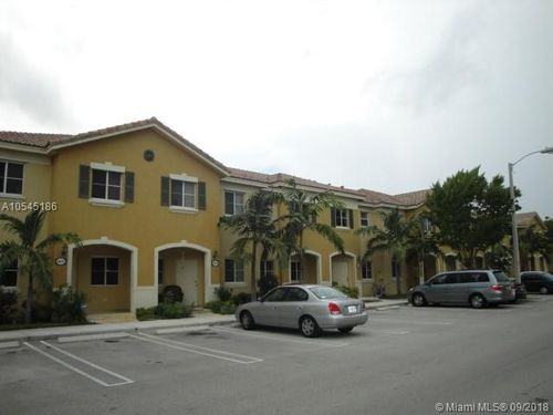 2971 SE 15th Ave - Photo 2 of 8