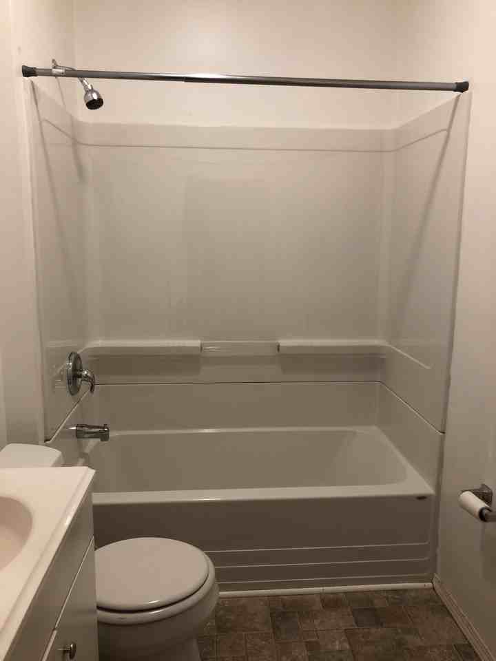 118 Parade St - Photo 3 of 16