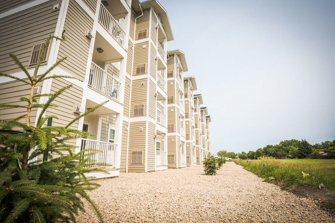 Rochdale Crossing Apartments for Rent 5929 Rochdale Blvd, Regina, SK