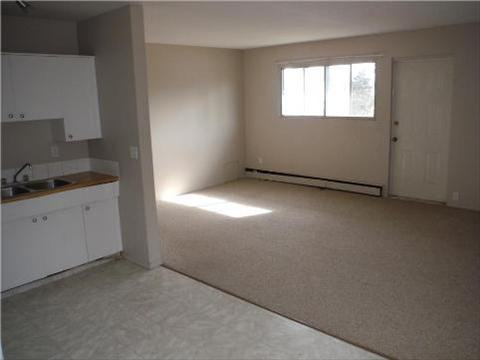 Fairmont Apartments - Photo 3 of 10