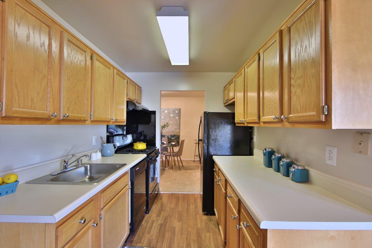 Carriage Hill Apartment Homes - Photo 4 of 33