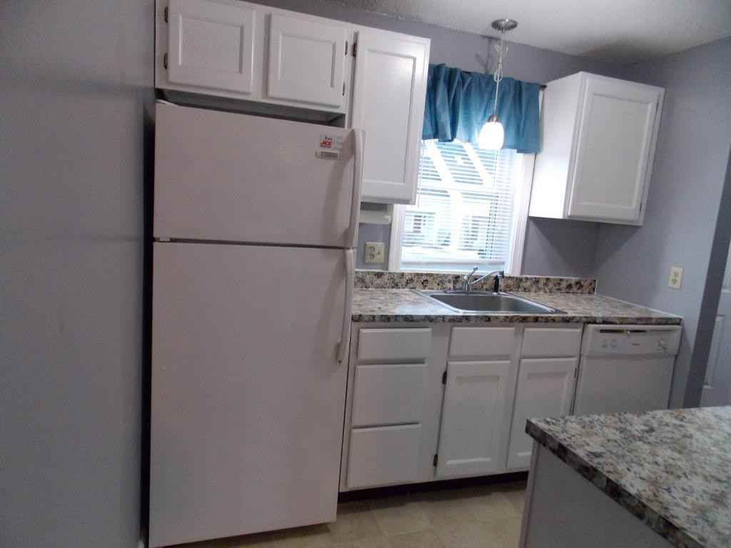 16 Vinton Dr - Photo 3 of 15