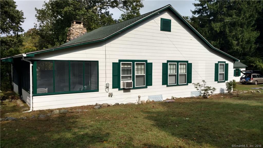 19 Hickory St - Photo 3 of 13