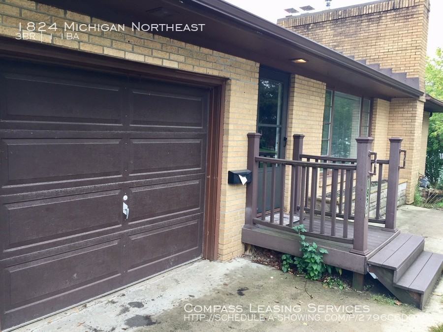 1824 Michigan St NE - Photo 2 of 18