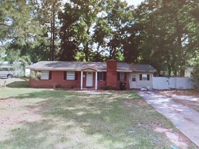 1423 W Selma St Dothan Al 36301 4 Bedroom Apartment For