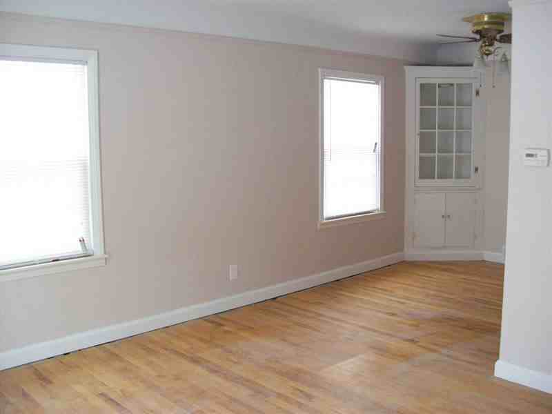34573 Glenwood Rd - Photo 3 of 6