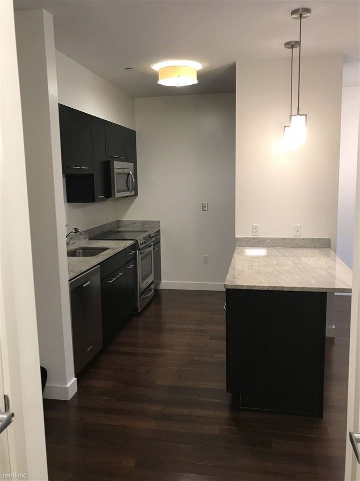 54 Warwick St - Photo 3 of 23