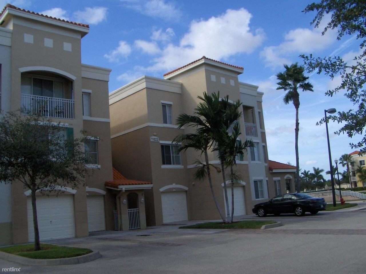 11022 Legacy Dr - Photo 3 of 4