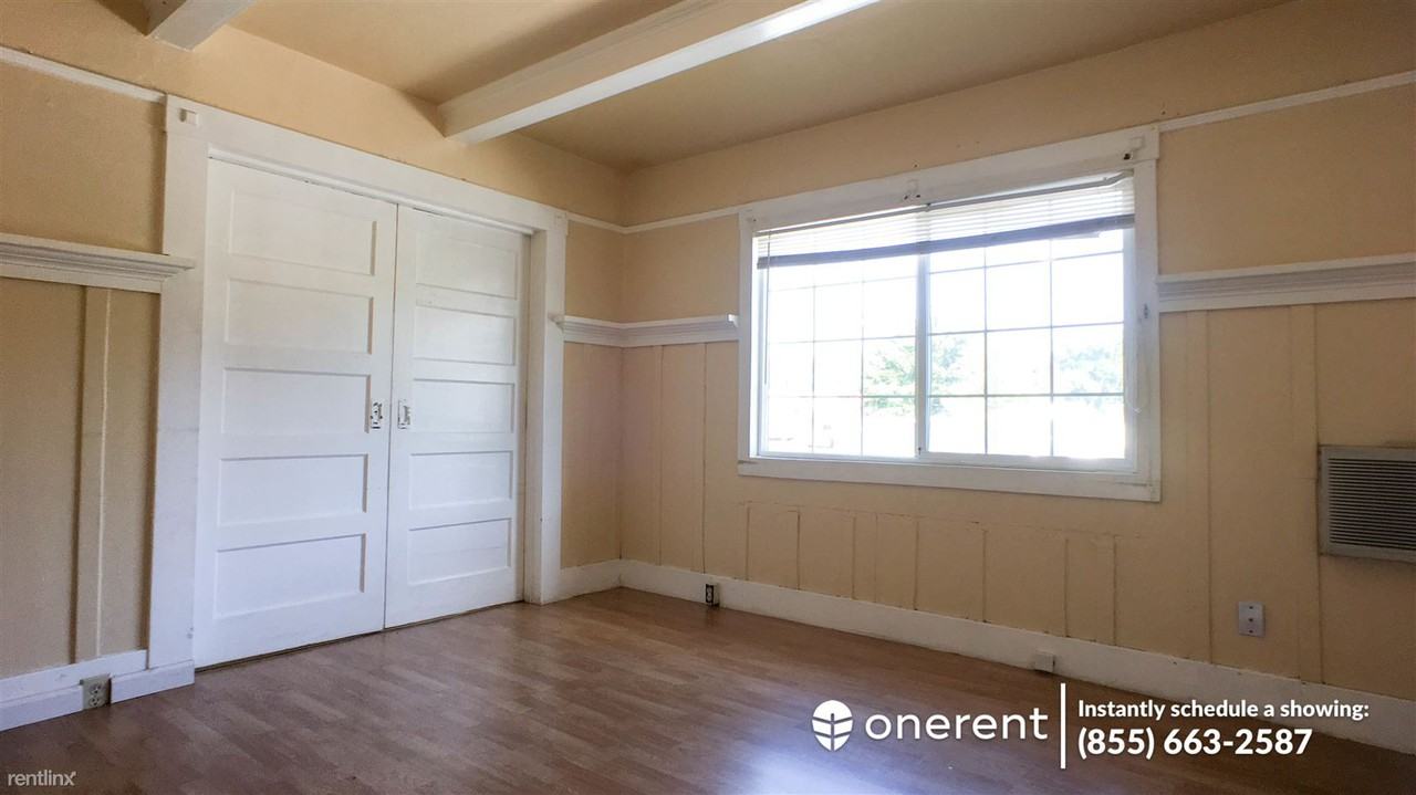 728 Warren St - Photo 2 of 15