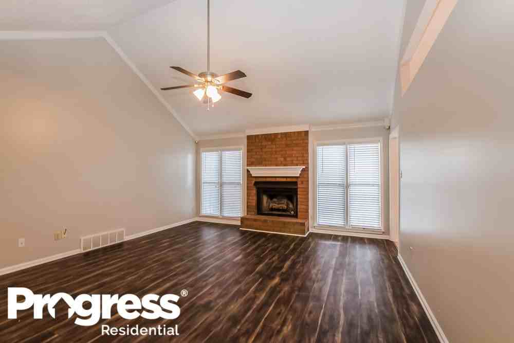 4101 Hidden Fern Ln N - Photo 3 of 15