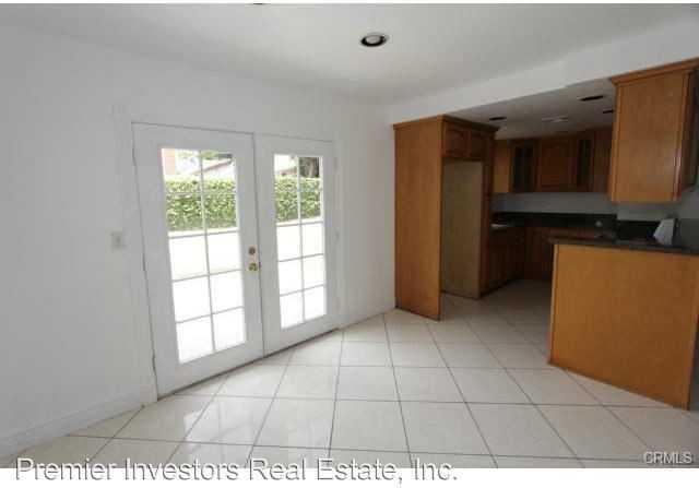 3023 E Merrygrove St - Photo 3 of 16