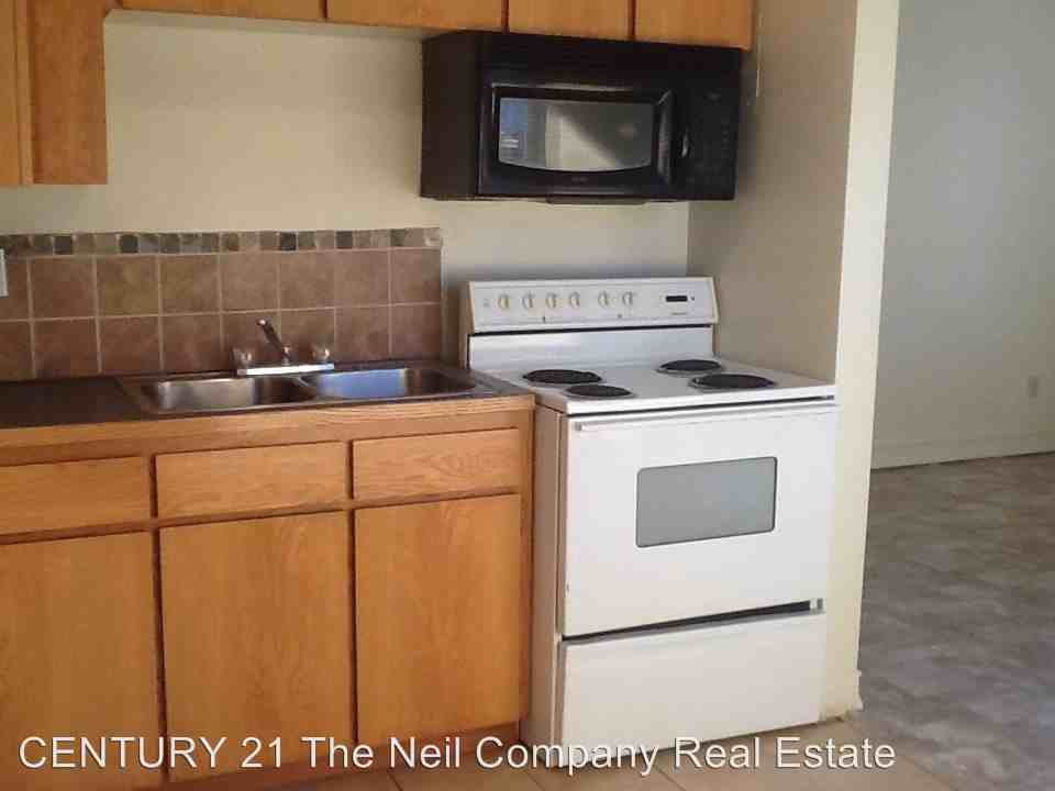 290, 300 & Shop/Storage - Sherry St - Photo 3 of 7