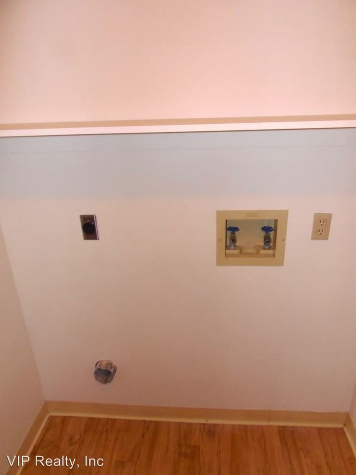 317 & 321 Lake Street - Photo 3 of 17