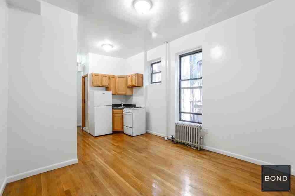 9th Ave & W 56th St #20