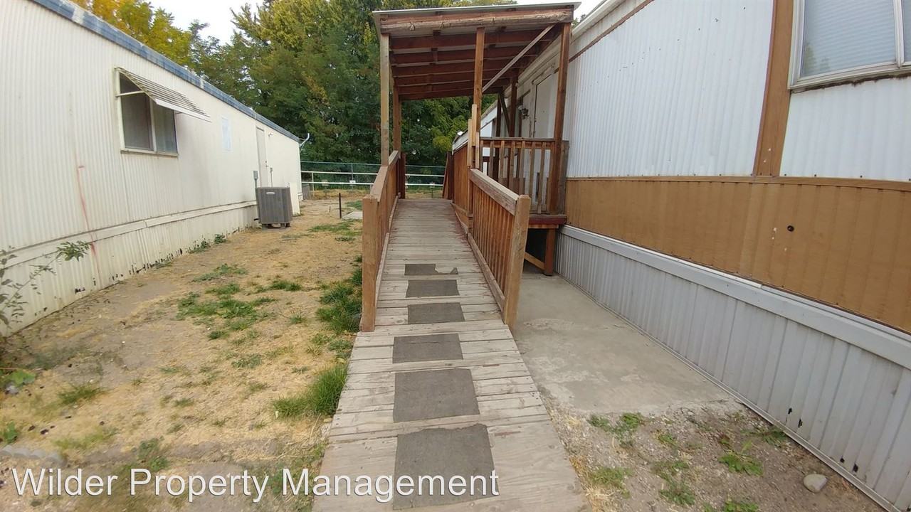 1401 N Midland Blvd - Photo 3 of 10