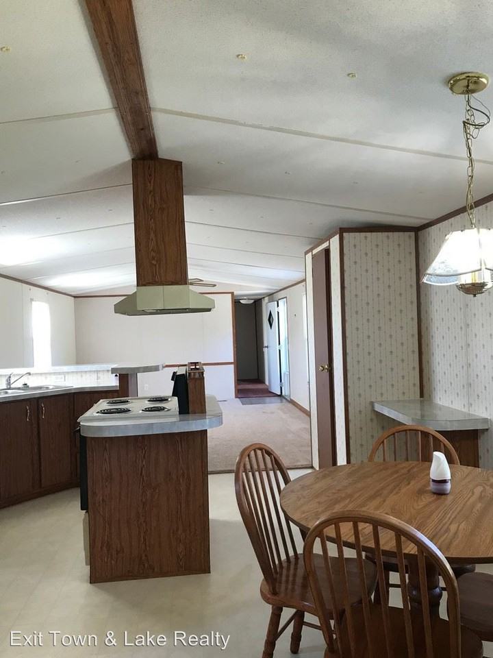 2188 Baskerville Rd - Photo 3 of 14
