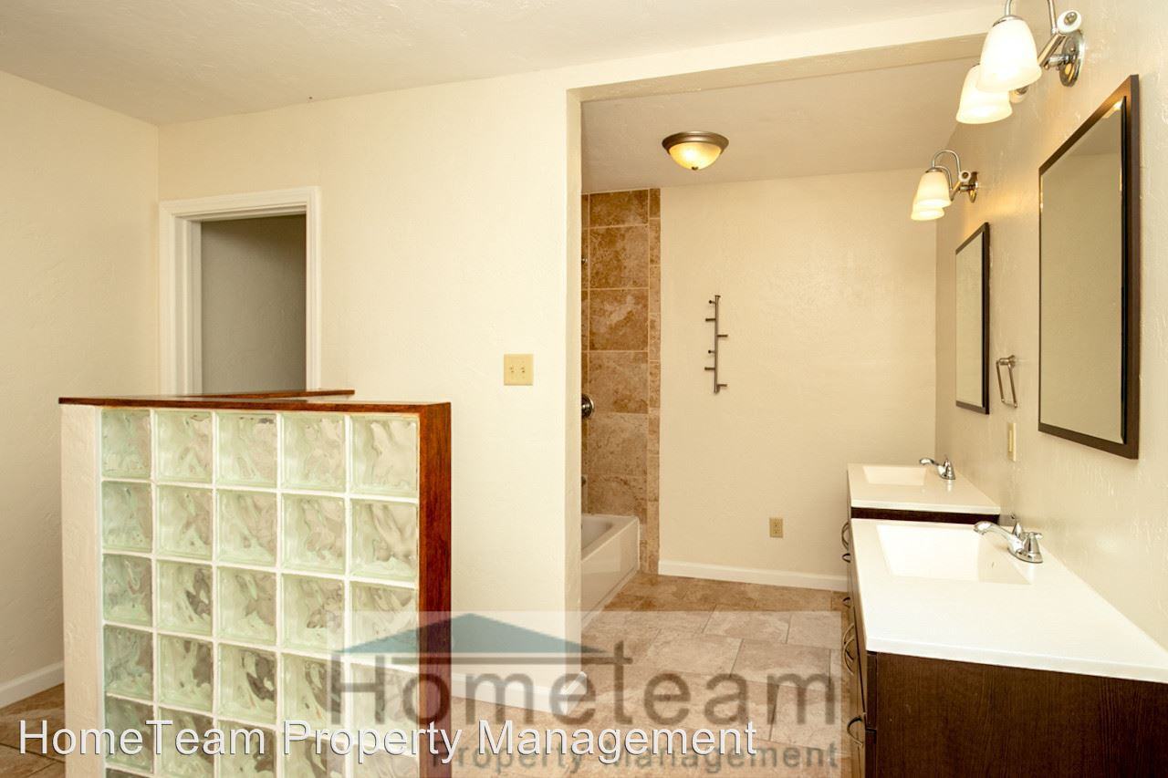 6805 Springfield St - Photo 3 of 41