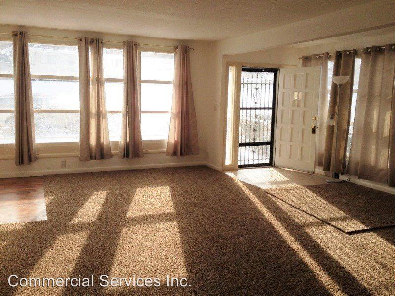 262 S Nebraska Ave - Photo 2 of 9