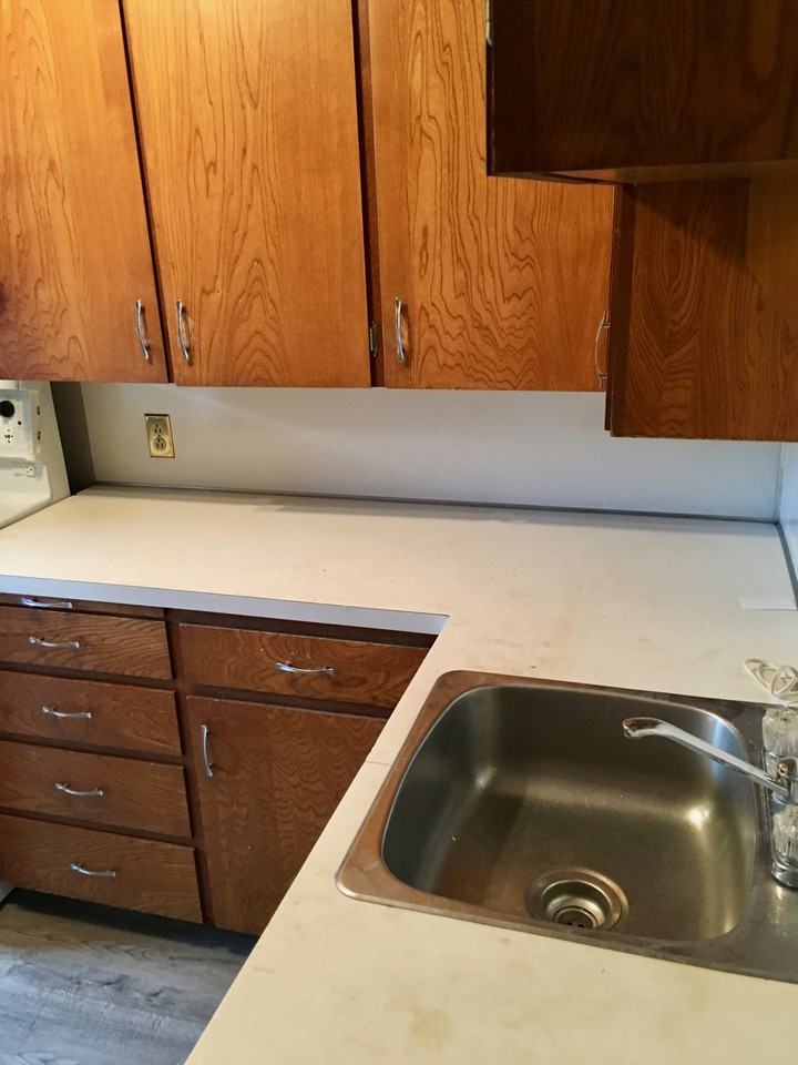 1239 Garnet St - Photo 3 of 13