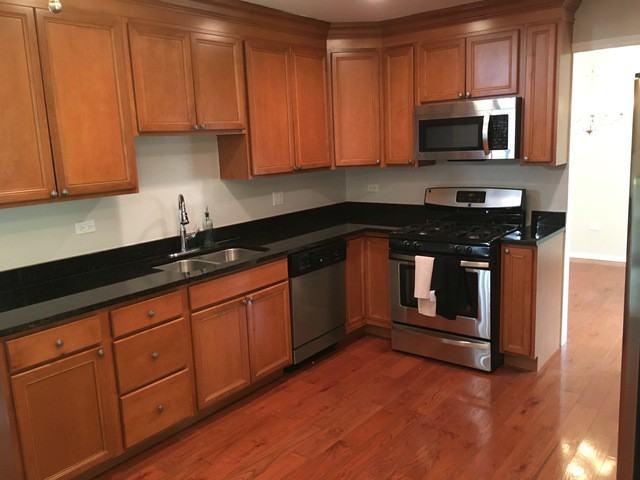 4 Woodstock Ave - Photo 3 of 7