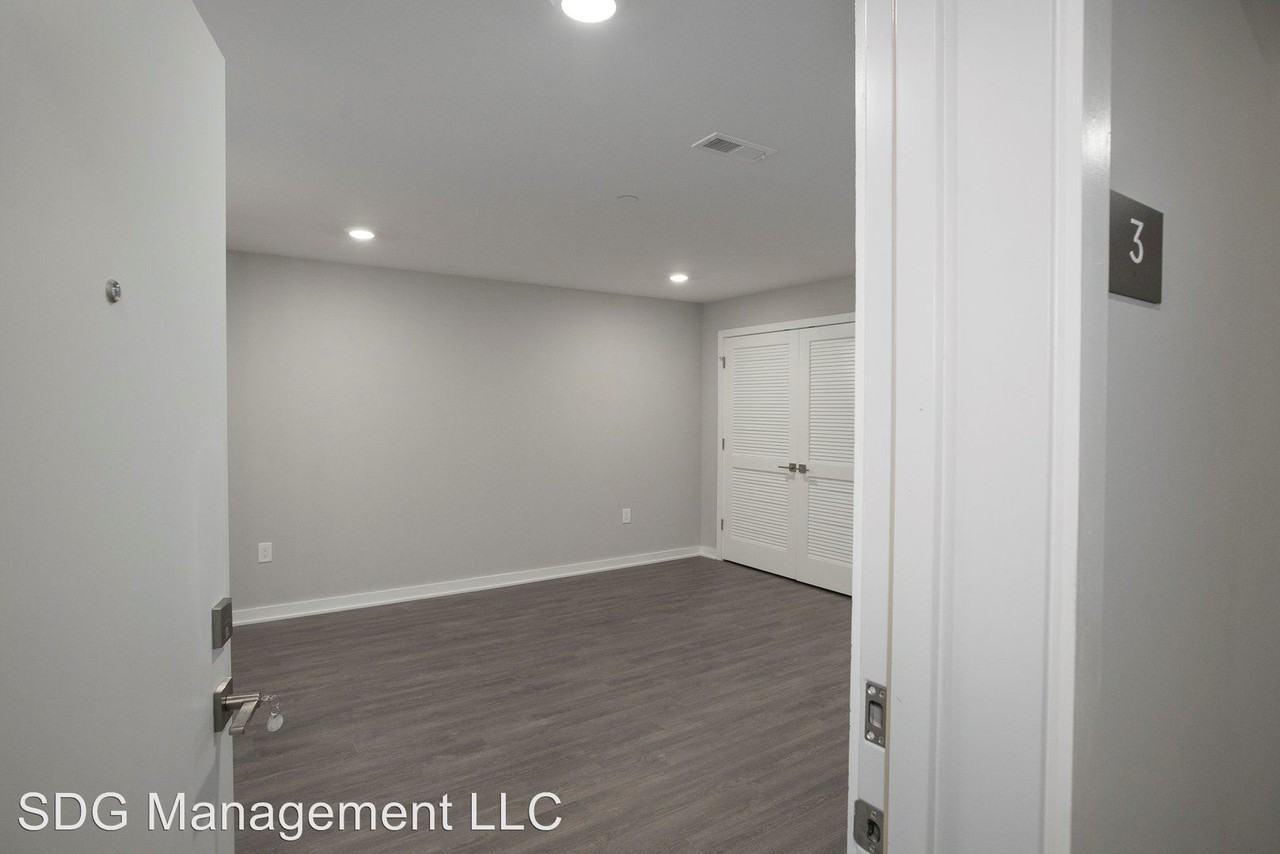 714 N 19th St - Photo 2 of 26