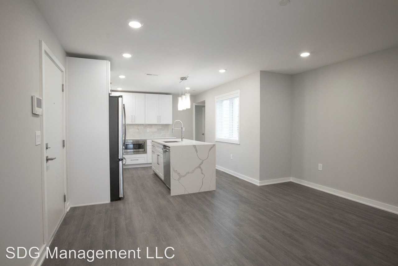 714 N 19th St - Photo 3 of 26