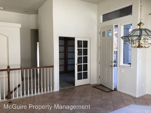 610 Fareham Ct - Photo 2 of 37