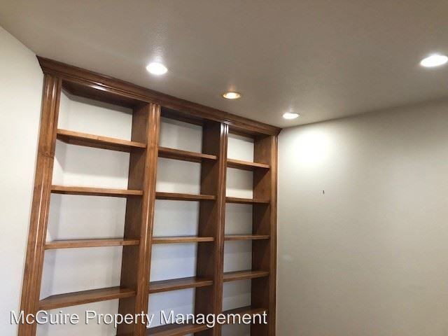 610 Fareham Ct - Photo 3 of 37