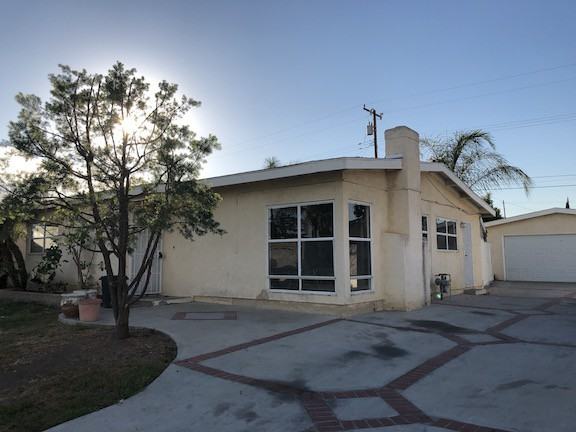 1021 Radway Ave - Photo 2 of 25