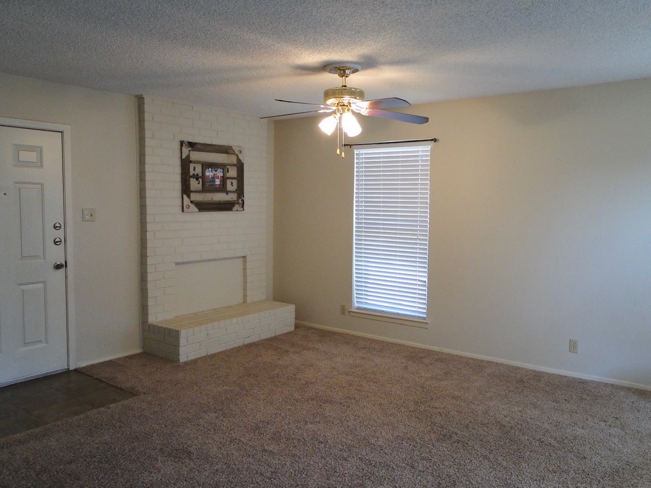 4807 Country Club Dr - Photo 3 of 14